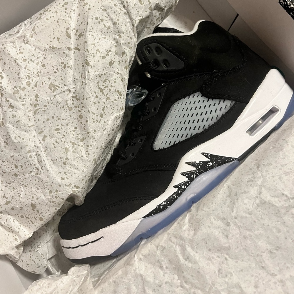 Brand new AJ5 ‘Oreo’